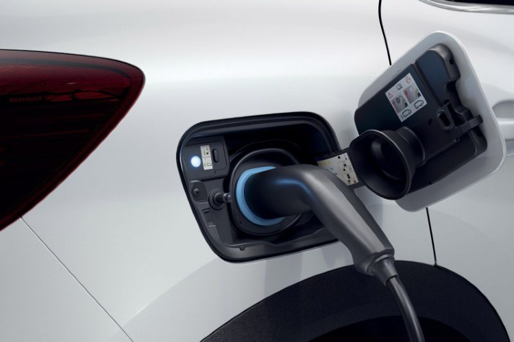 Renault Captur E-Tech stekker