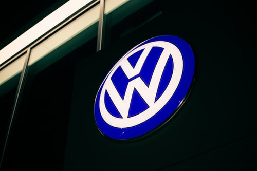 Volkswagen logo liever lease weken